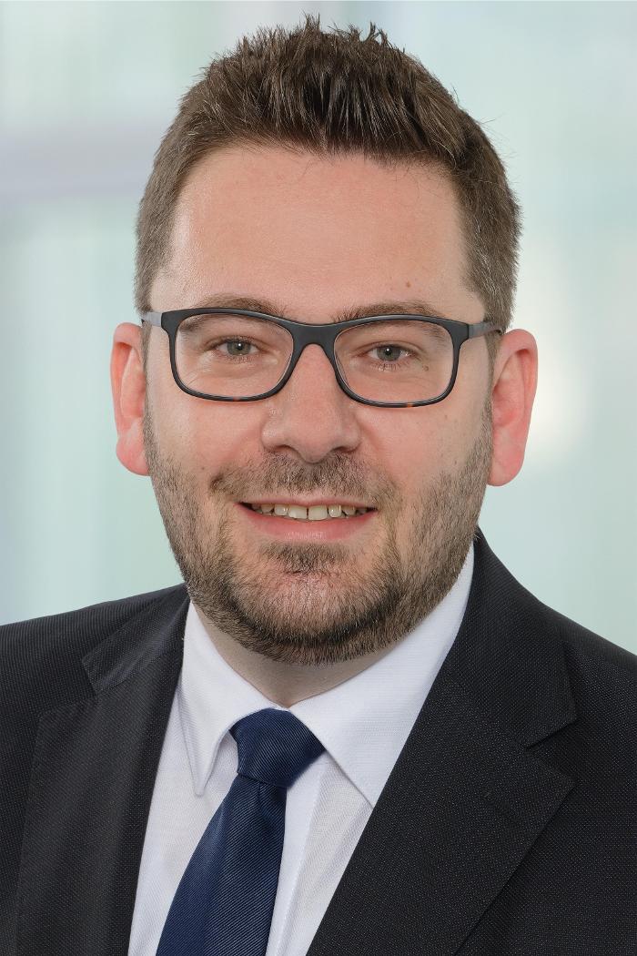 ERGO Versicherung Benjamin Rünzi, Basler Straße in Freiburg im Breisgau