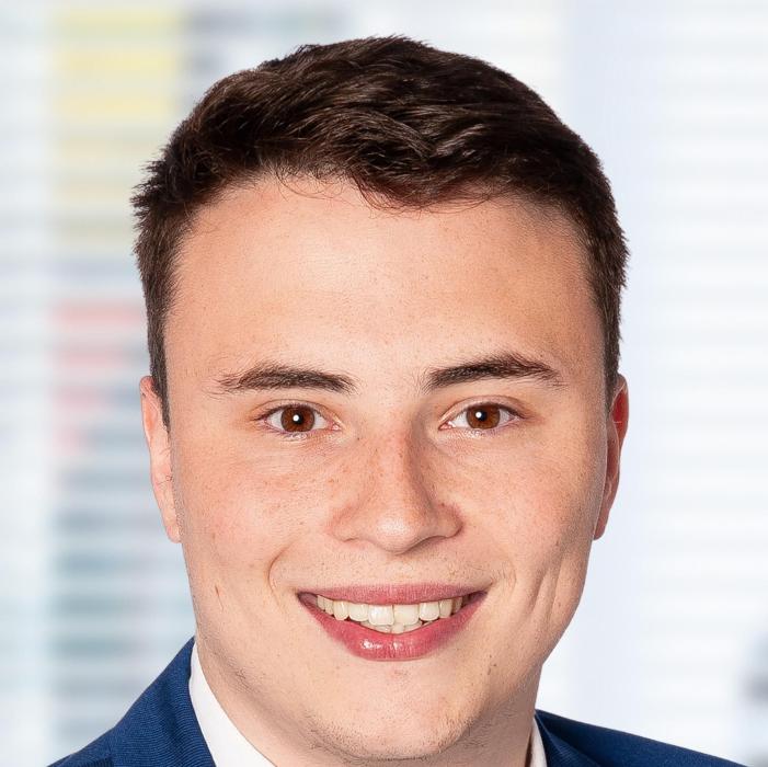 ERGO Versicherung Dennis Breitenreiter, Schulenburger Landstraße in Hannover