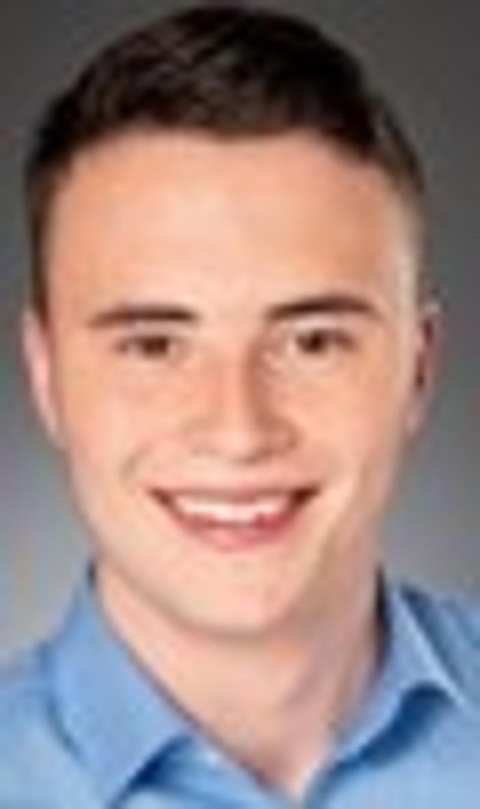 ERGO Versicherung Dennis Breitenreiter, Schulenburger Landstraße in Hannover