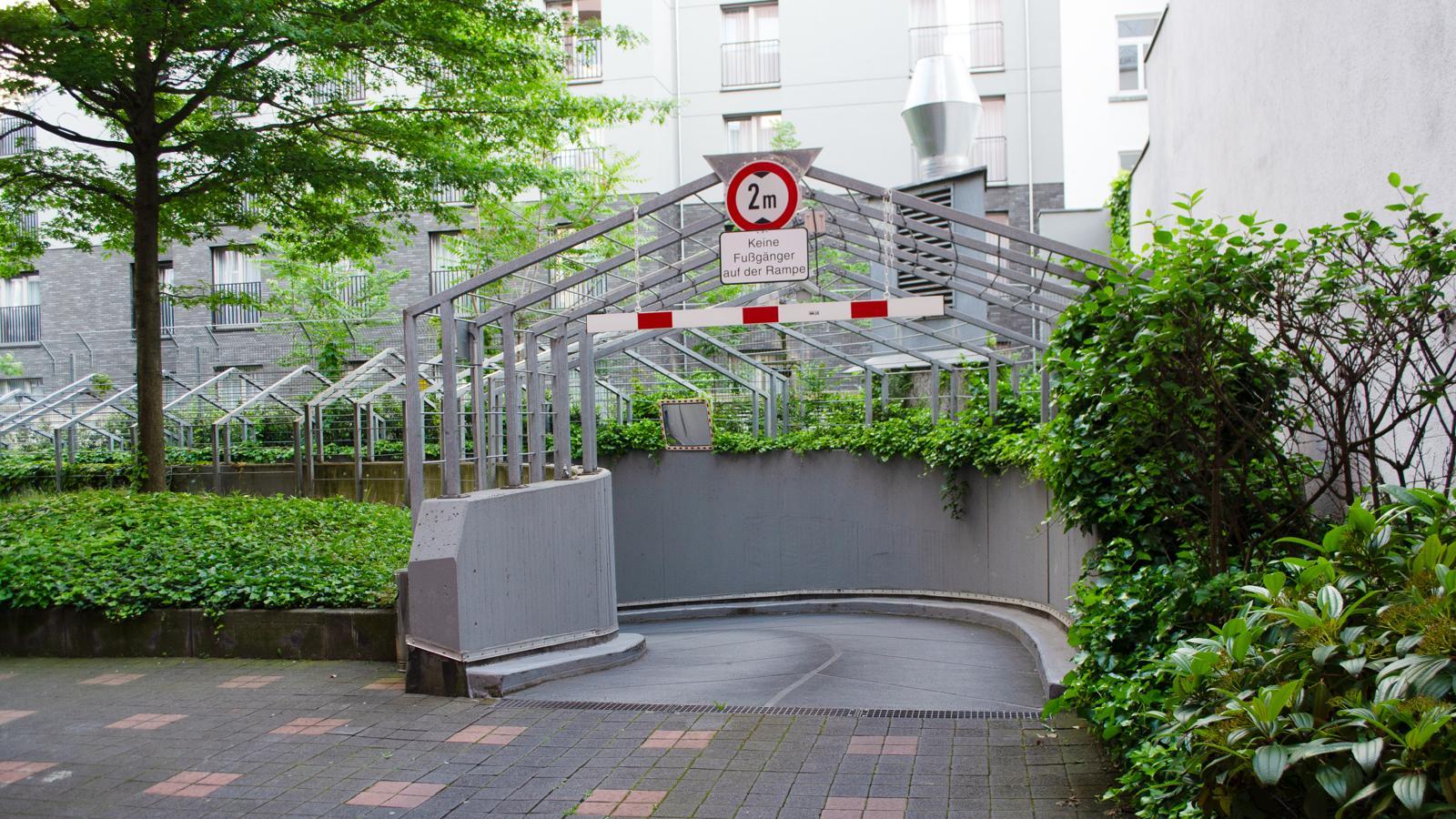 Tiefgarage Ärztehaus Mainzer Landstraße APCOA, Mainzer Landstraße in Frankfurt am Main