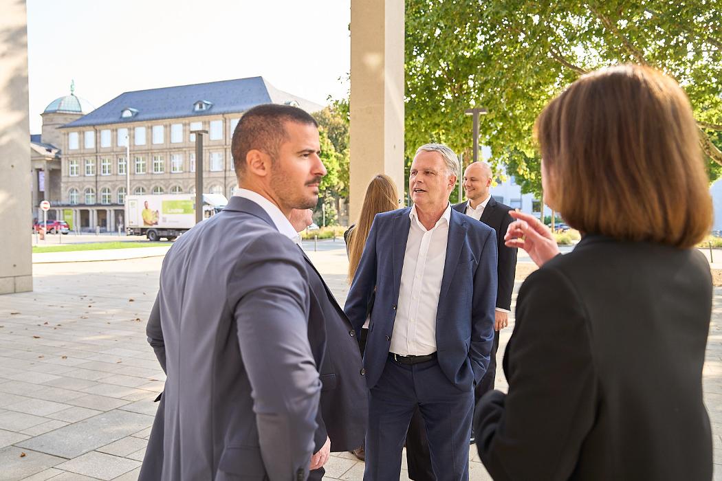 Wiesbadener Volksbank eG, WVB Immobilien, Bahnhofstraße in Wiesbaden