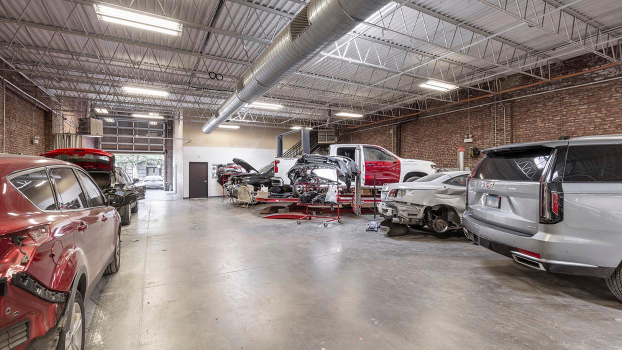 Crash Champions Collision Repair Wabash Ave - Chicago, IL