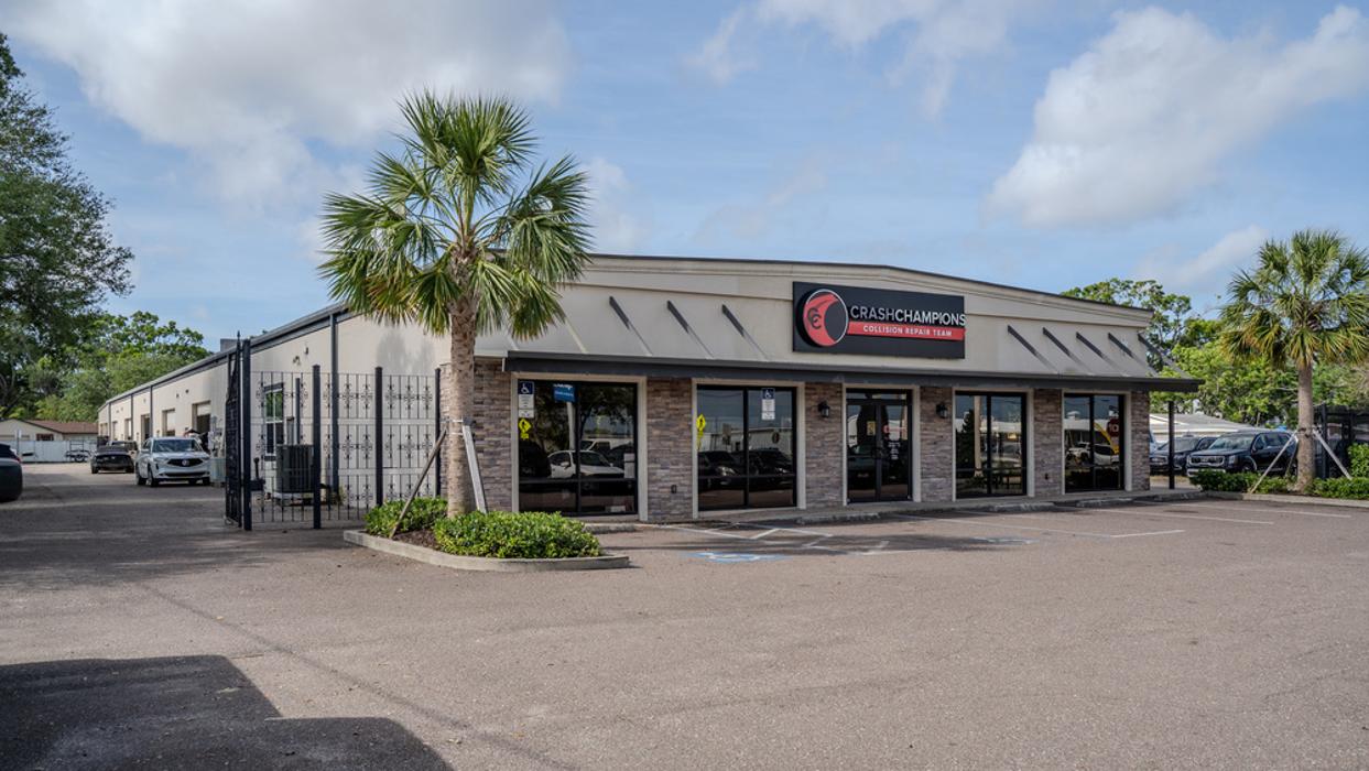 Crash Champions Collision Repair Pinellas Park - Pinellas Park, FL