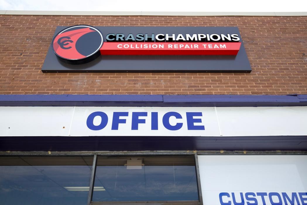 Crash Champions Collision Repair Windsor Mill - Windsor Mill, MD