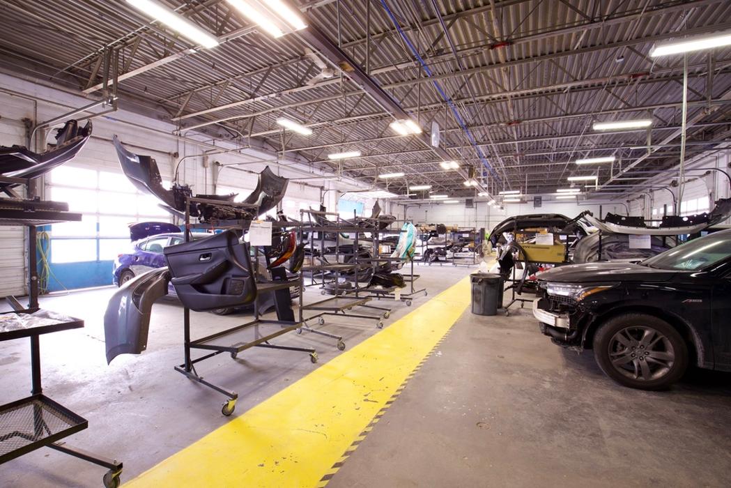 Crash Champions Collision Repair Windsor Mill - Windsor Mill, MD