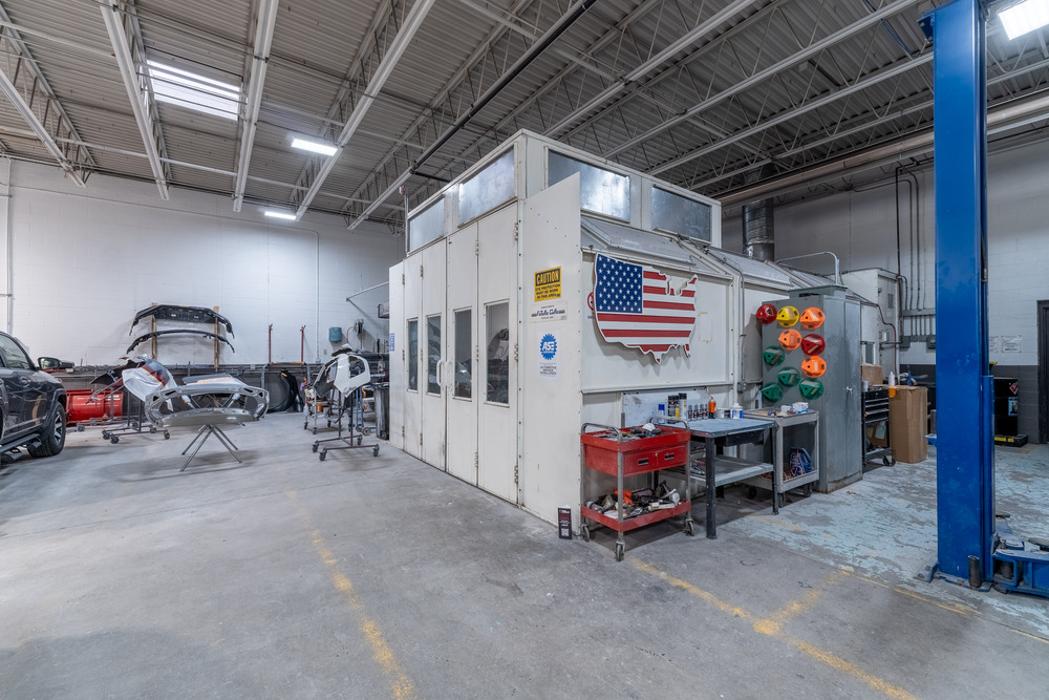 Crash Champions Collision Repair Akron Albrecht Image