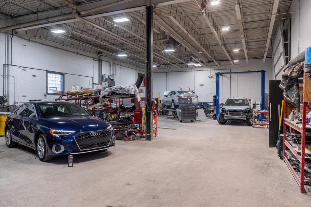 Crash Champions Collision Repair Akron Albrecht Image