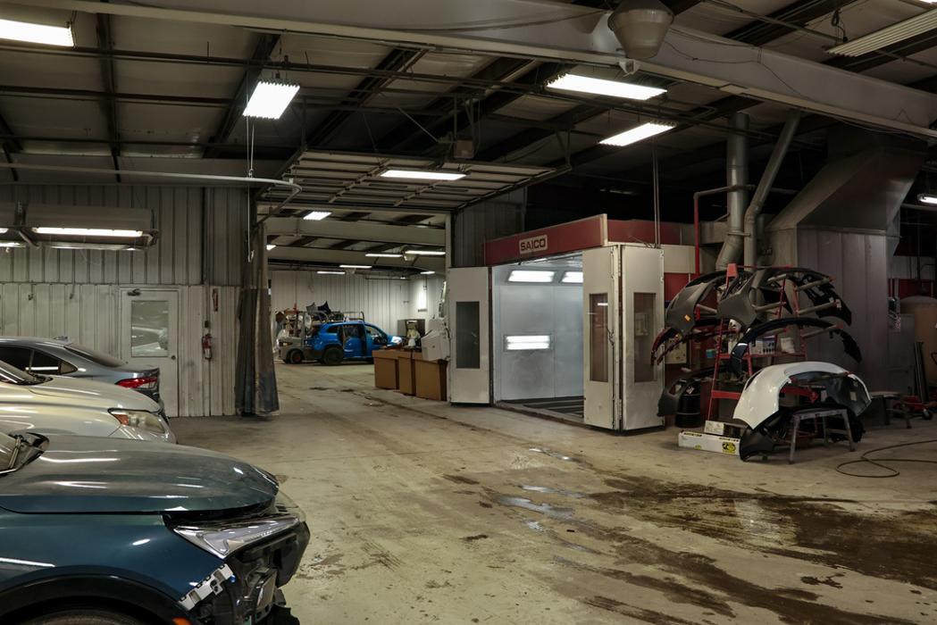 Crash Champions Collision Repair Ind Noland - Independence, MO