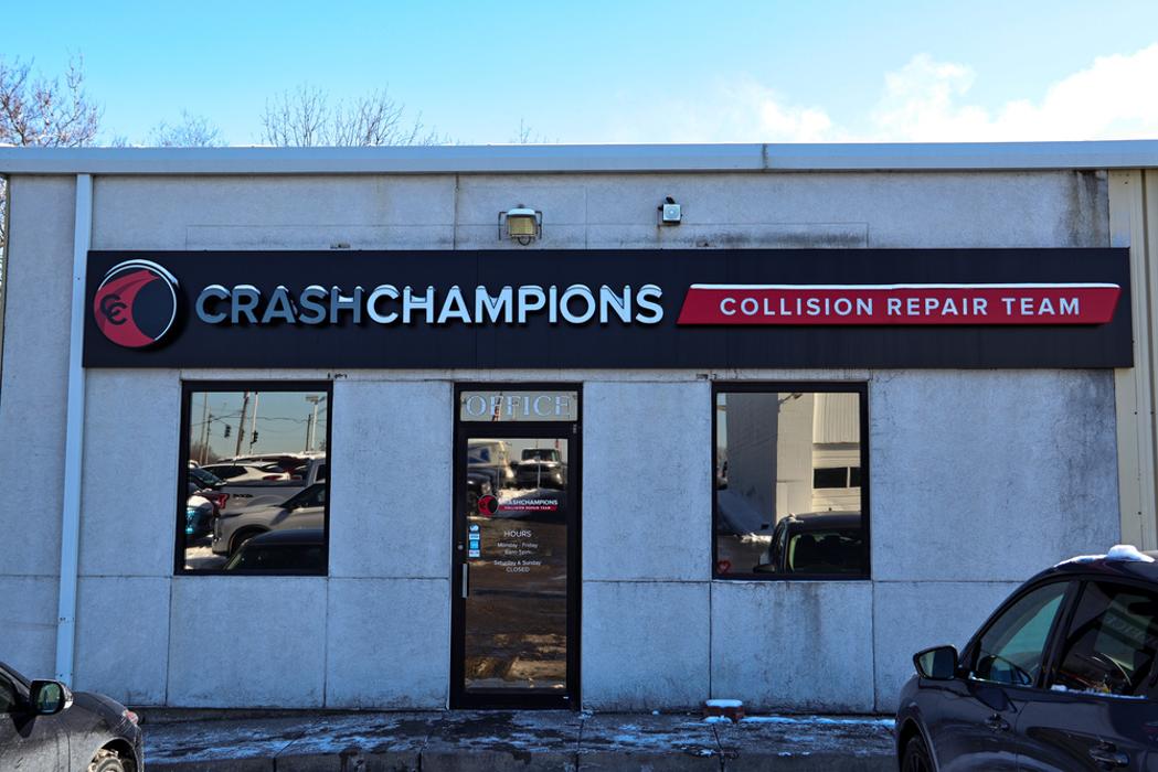 Crash Champions Collision Repair Ind Noland - Independence, MO