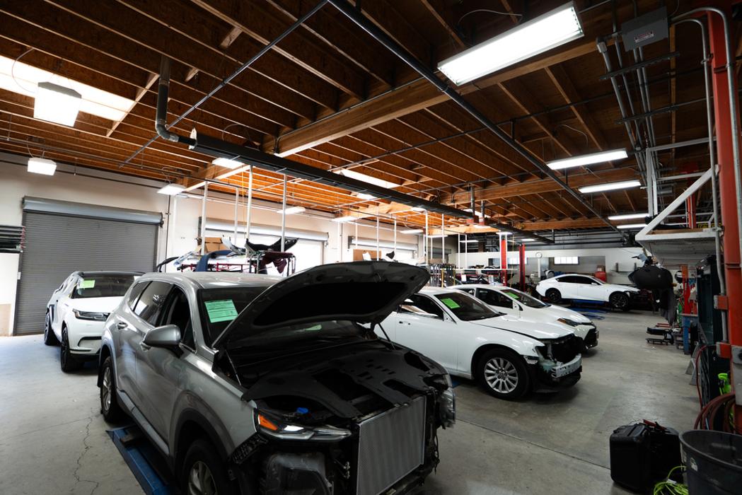 Crash Champions Collision Repair Pinole - Pinole, CA