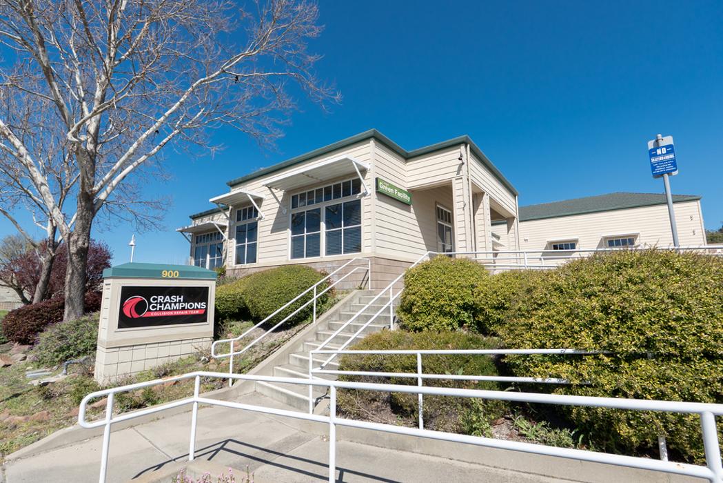Crash Champions Collision Repair Pinole - Pinole, CA