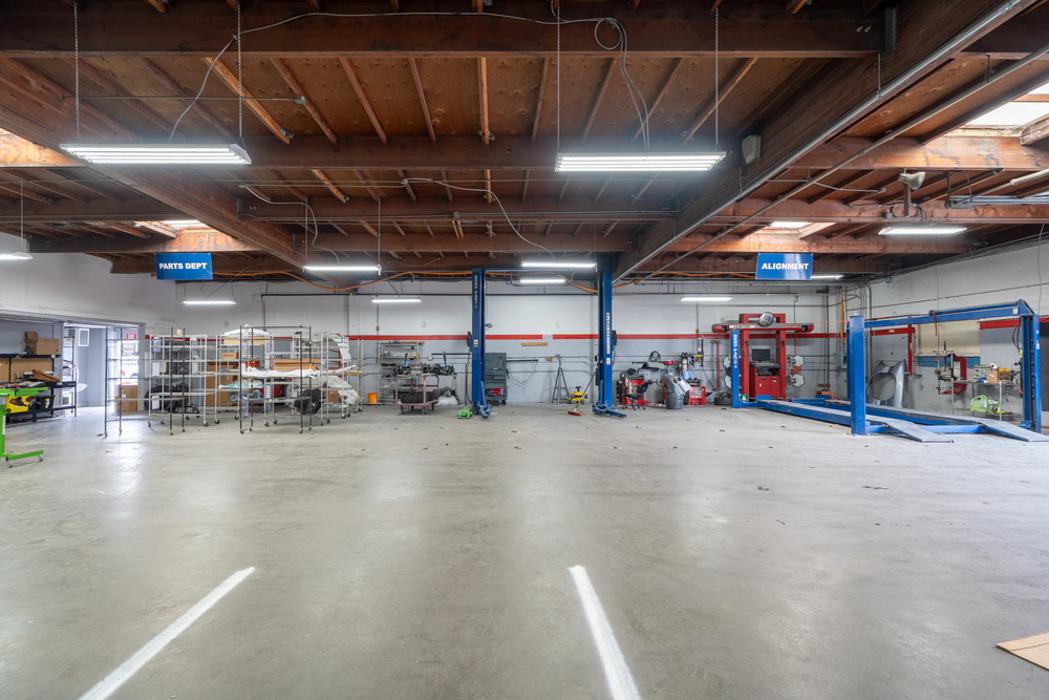 Crash Champions Collision Repair Fremont Central - Fremont, CA