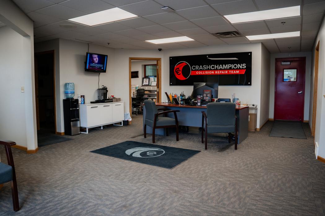 Crash Champions Collision Repair West Bend - West Bend, WI