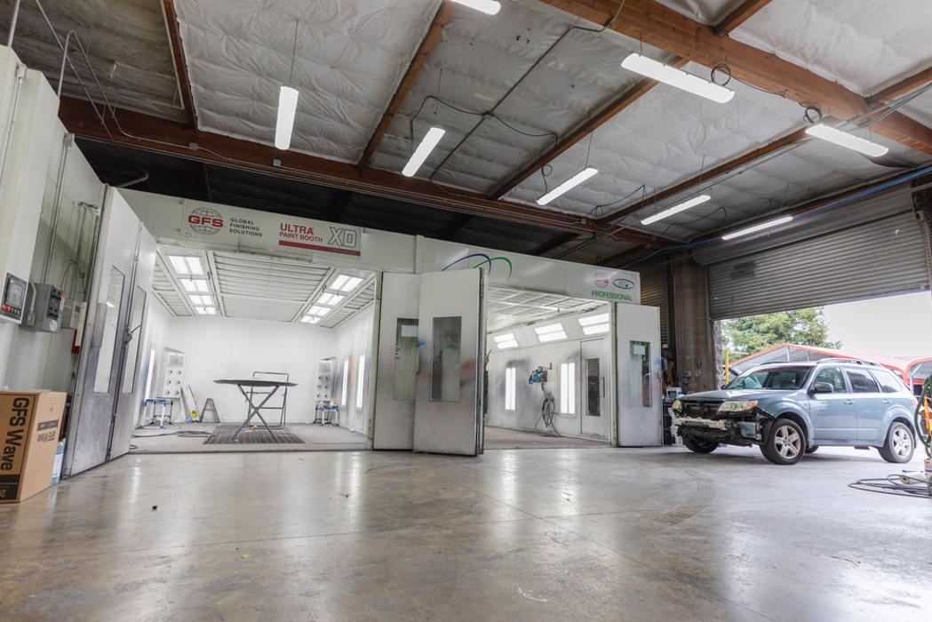 Crash Champions Collision Repair Santa Rosa Image