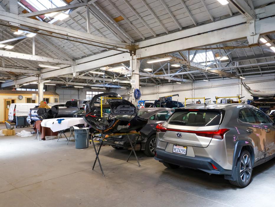 Crash Champions Collision Repair Oakland 10th Image