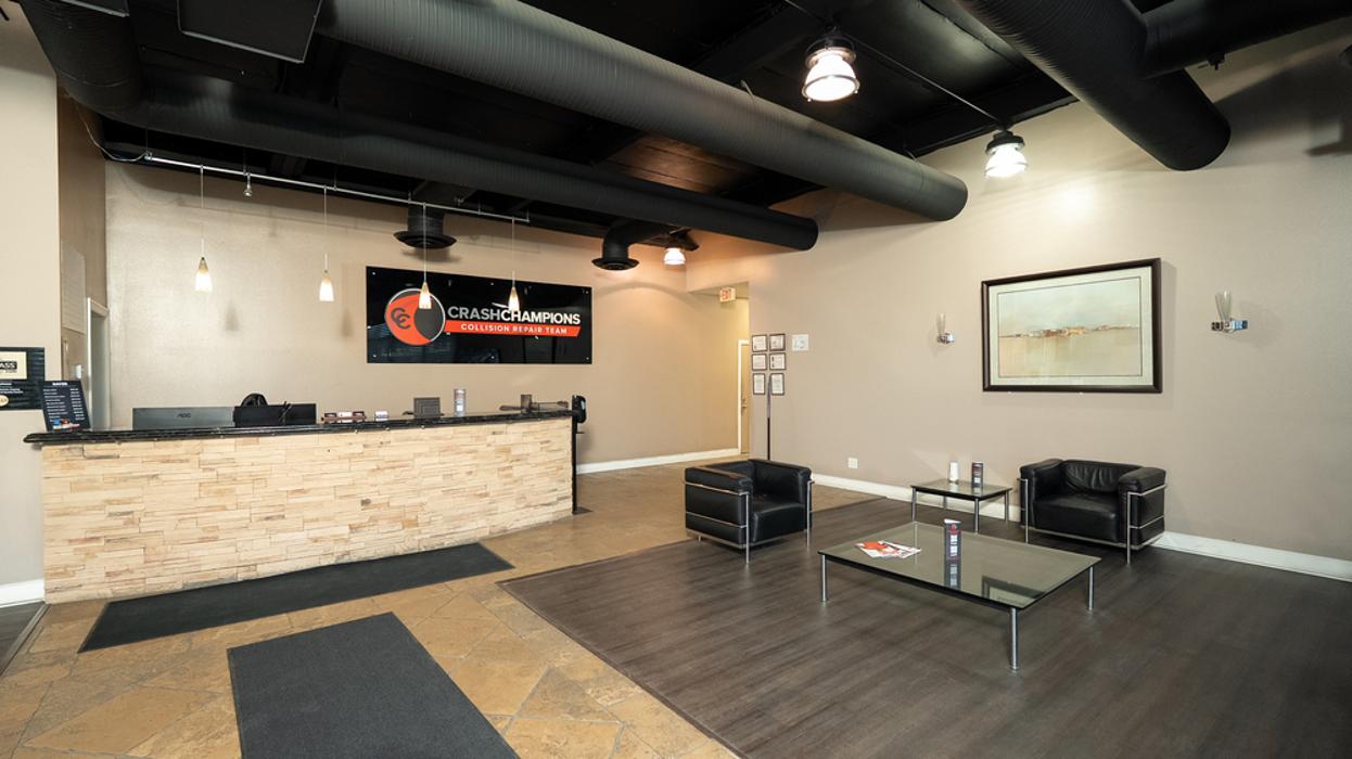 Crash Champions Collision Repair Stanton - Stanton, CA