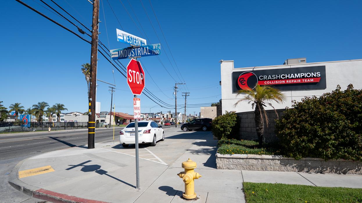 Crash Champions Collision Repair Stanton - Stanton, CA