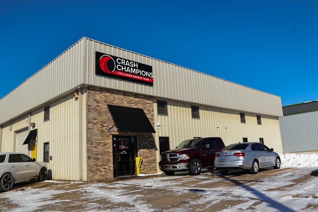 Crash Champions Collision Repair Grandview Image