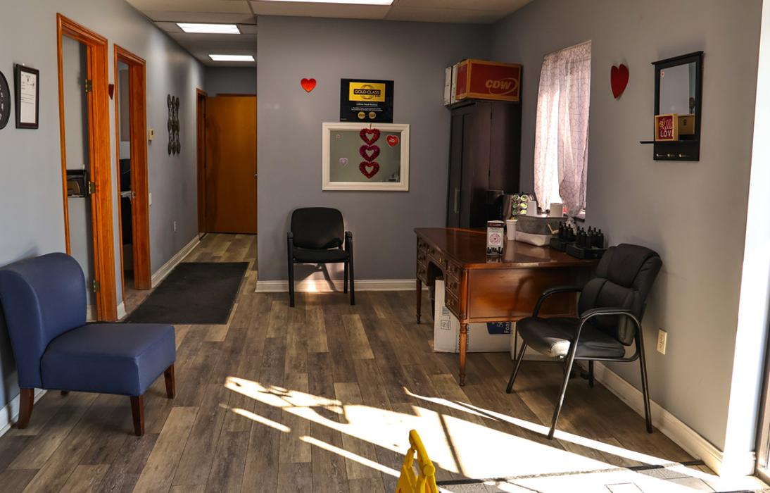 Crash Champions Collision Repair Grandview Image