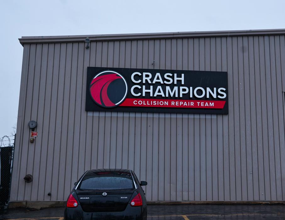 Crash Champions Collision Repair Olathe - Olathe, KS