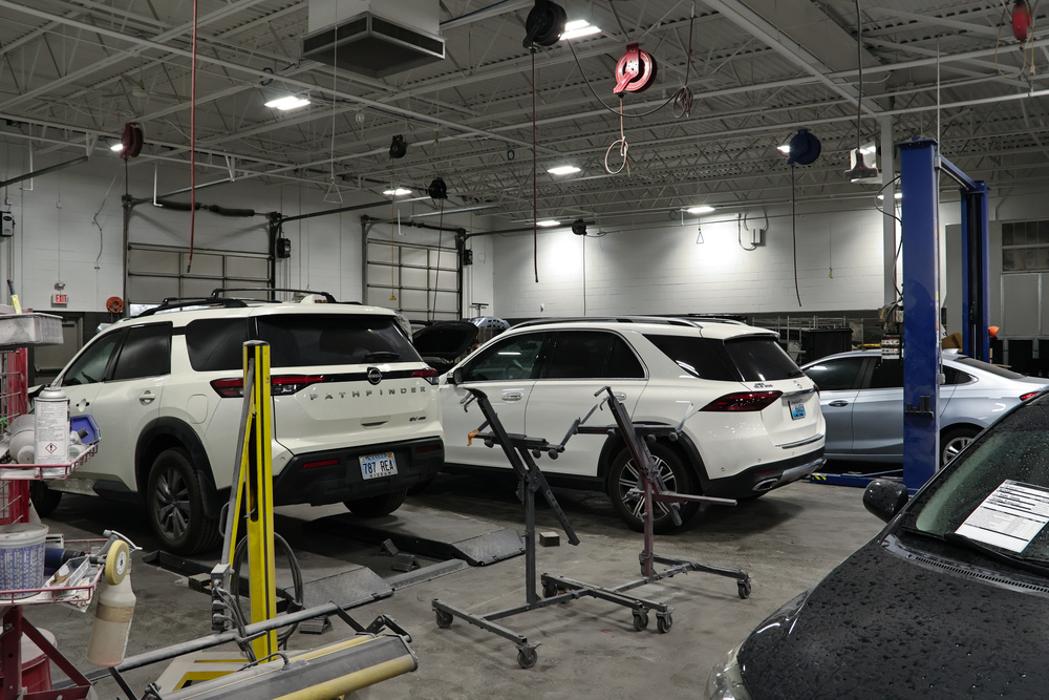 Crash Champions Collision Repair Olathe - Olathe, KS