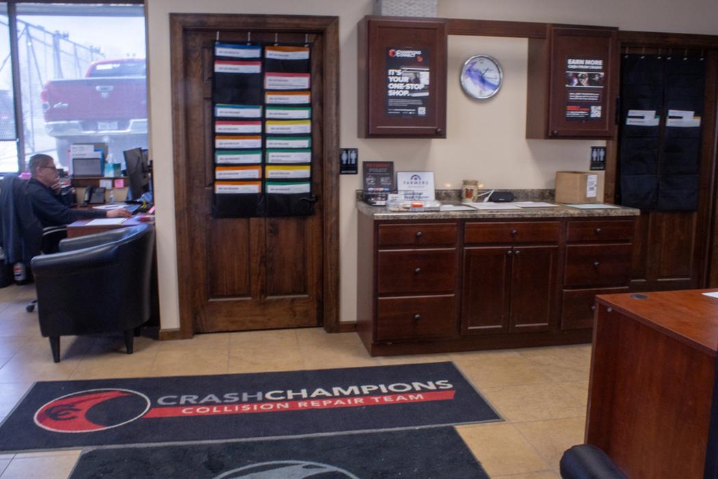 Crash Champions Collision Repair Bellevue Image