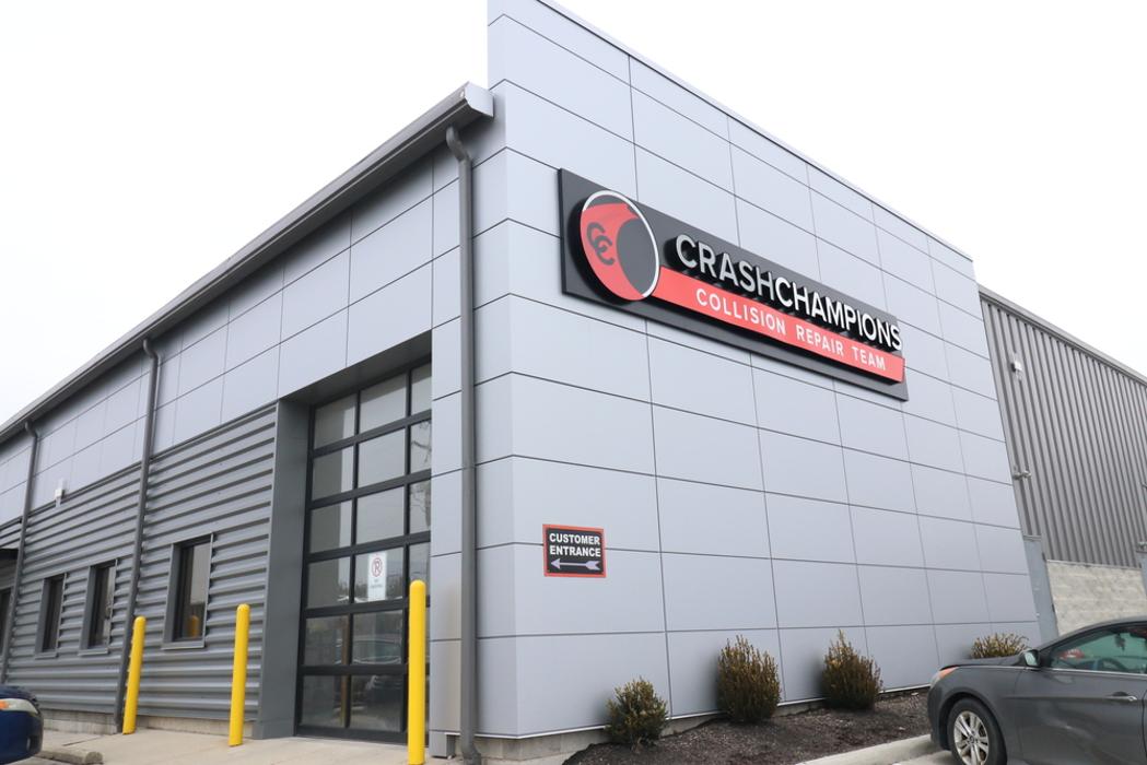 Crash Champions Collision Repair Lewis Center - Lewis Center, OH