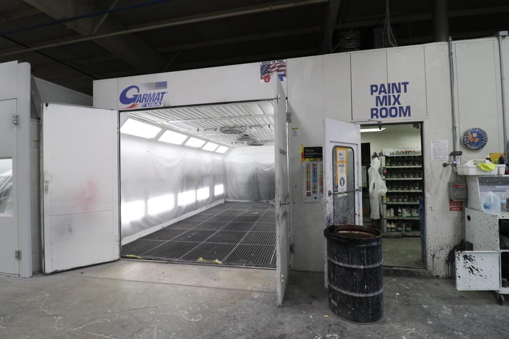 Crash Champions Collision Repair Lewis Center - Lewis Center, OH