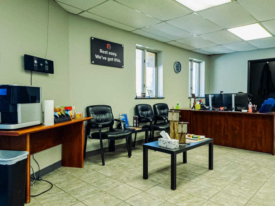 Crash Champions Collision Repair Exton - Exton, PA