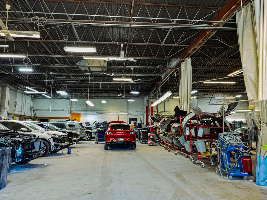 Crash Champions Collision Repair Exton - Exton, PA