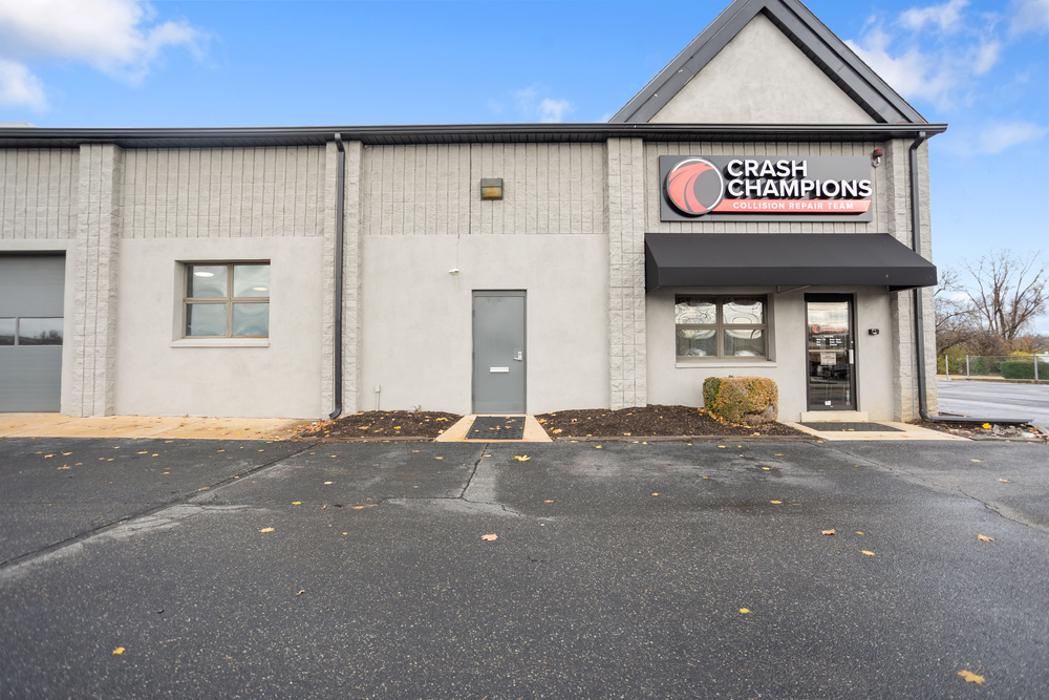 Crash Champions Collision Repair Avondale - Avondale, PA