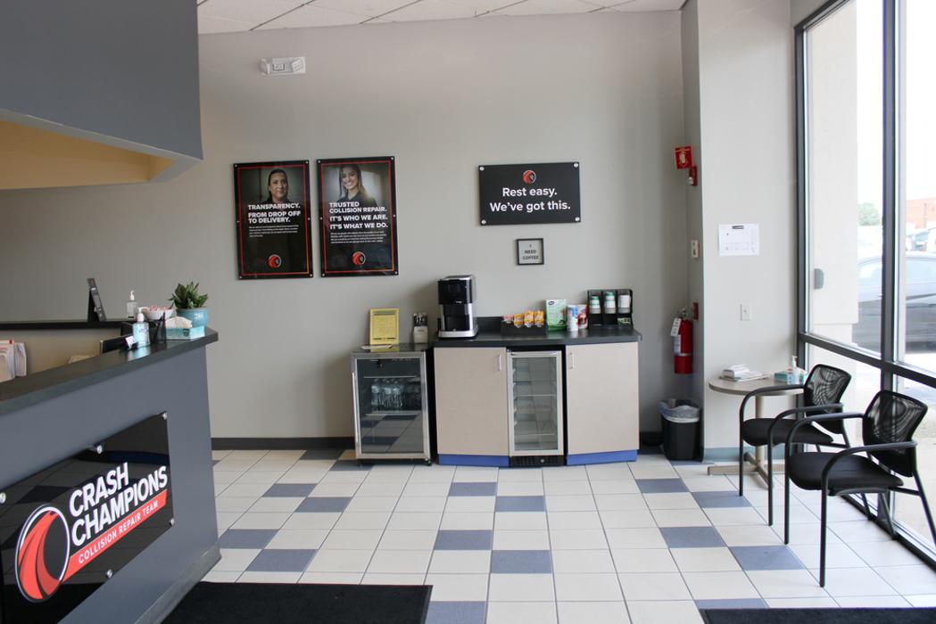 Crash Champions Collision Repair Naperville - Naperville, IL