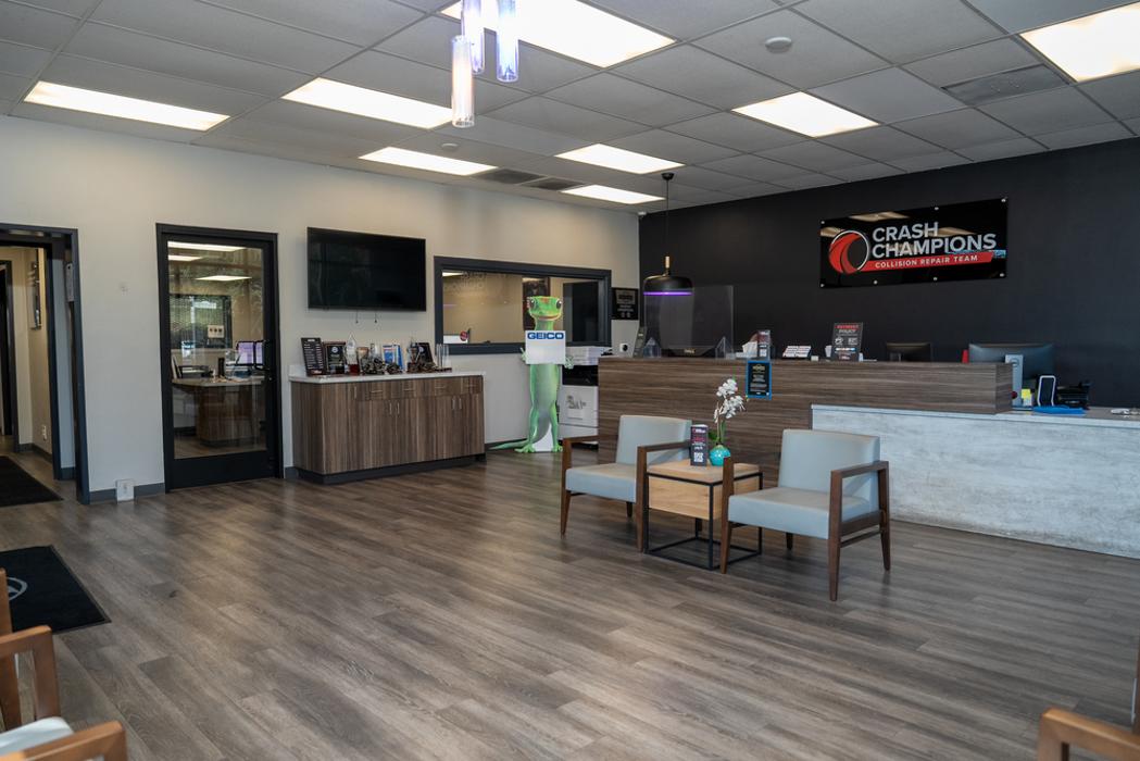 Crash Champions Collision Repair San Gabriel - San Gabriel, CA