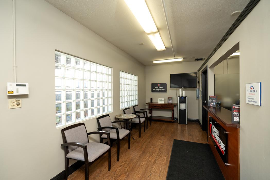 Crash Champions Collision Repair Arcadia - Arcadia, CA