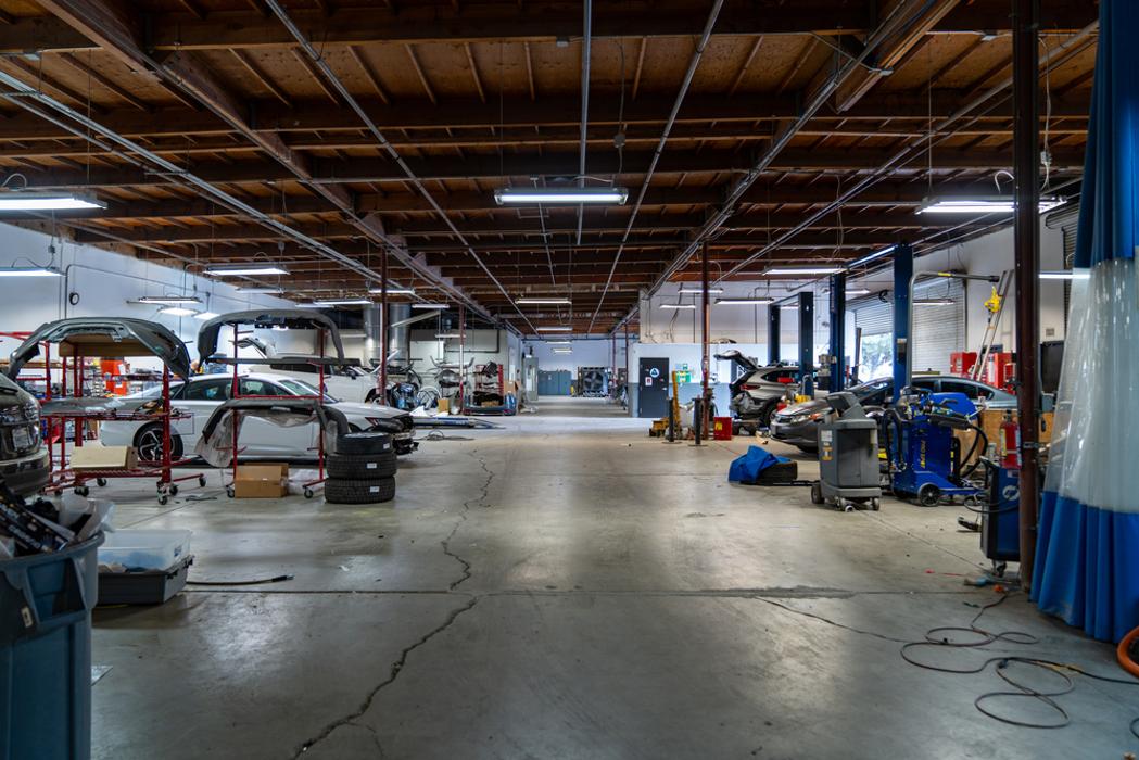 Crash Champions Collision Repair West Sacramento - West Sacramento, CA