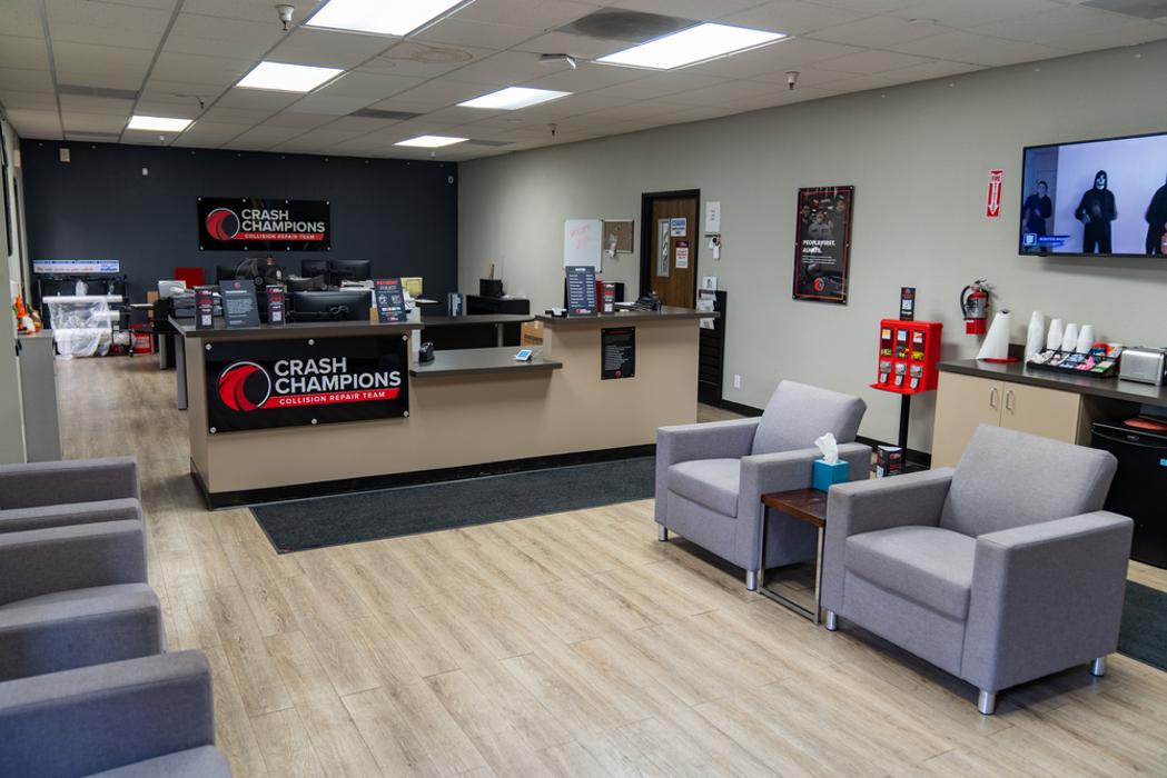 Crash Champions Collision Repair West Sacramento - West Sacramento, CA