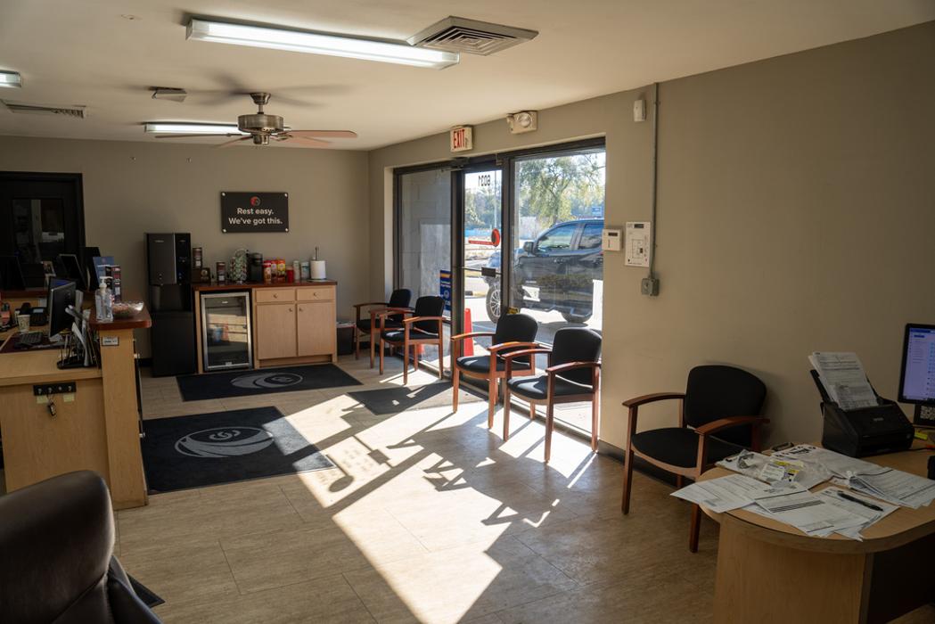 Crash Champions Collision Repair Jacksonville West Image