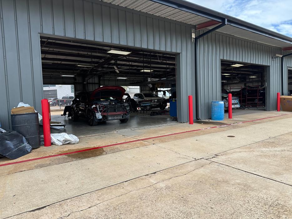 Wide Shot of Body Repair Area