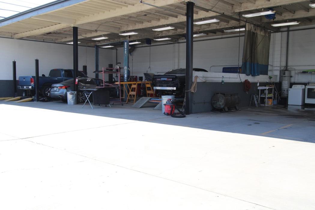 Crash Champions Collision Repair Van Nuys Oxnard Image