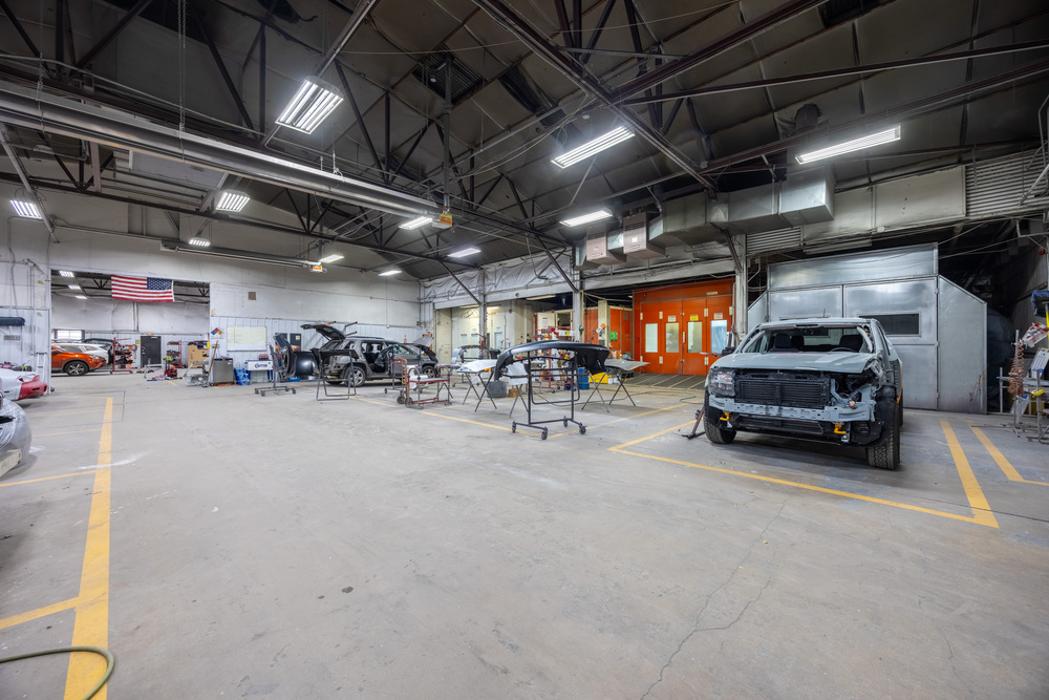 Crash Champions Collision Repair Sheldon - Colorado Springs, CO