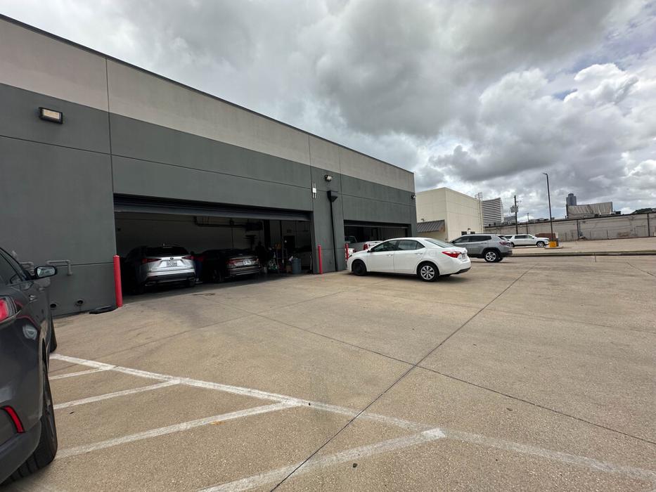 Crash Champions Collision Repair Galleria - Houston, TX