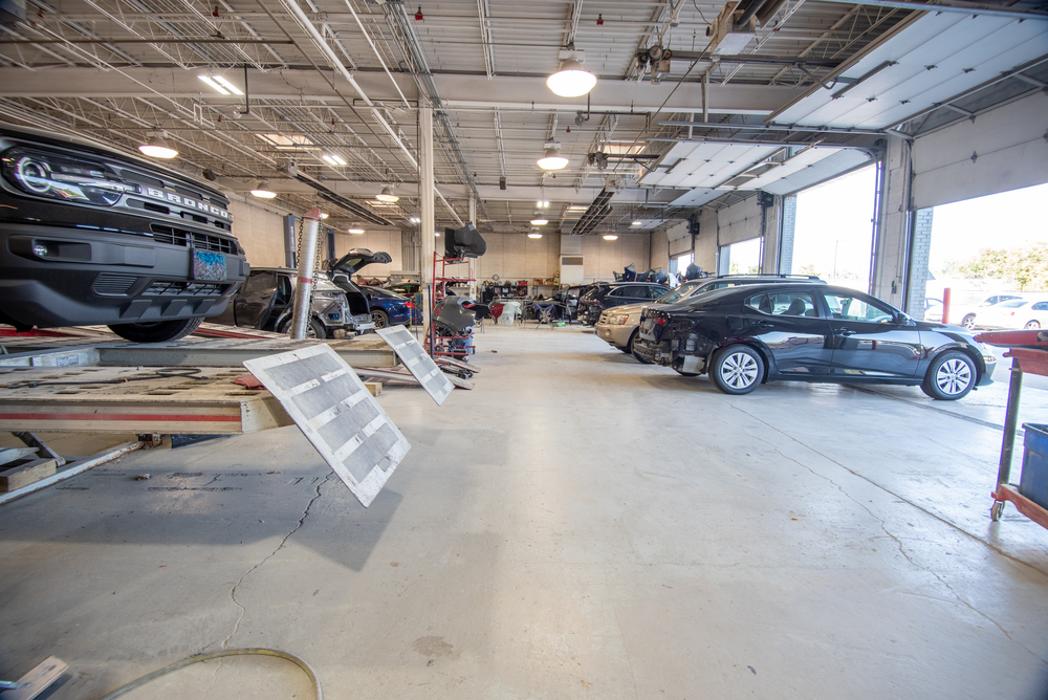 Crash Champions Collision Repair Mokena - Mokena, IL
