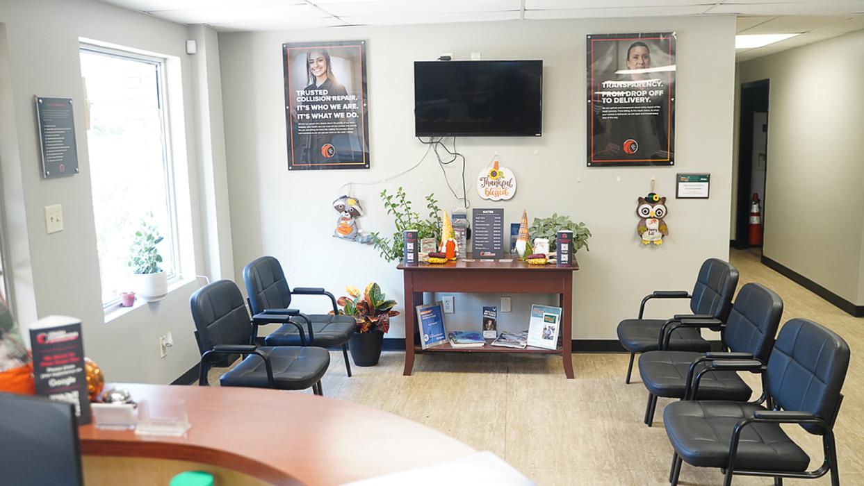 Crash Champions Collision Repair Matthews Image