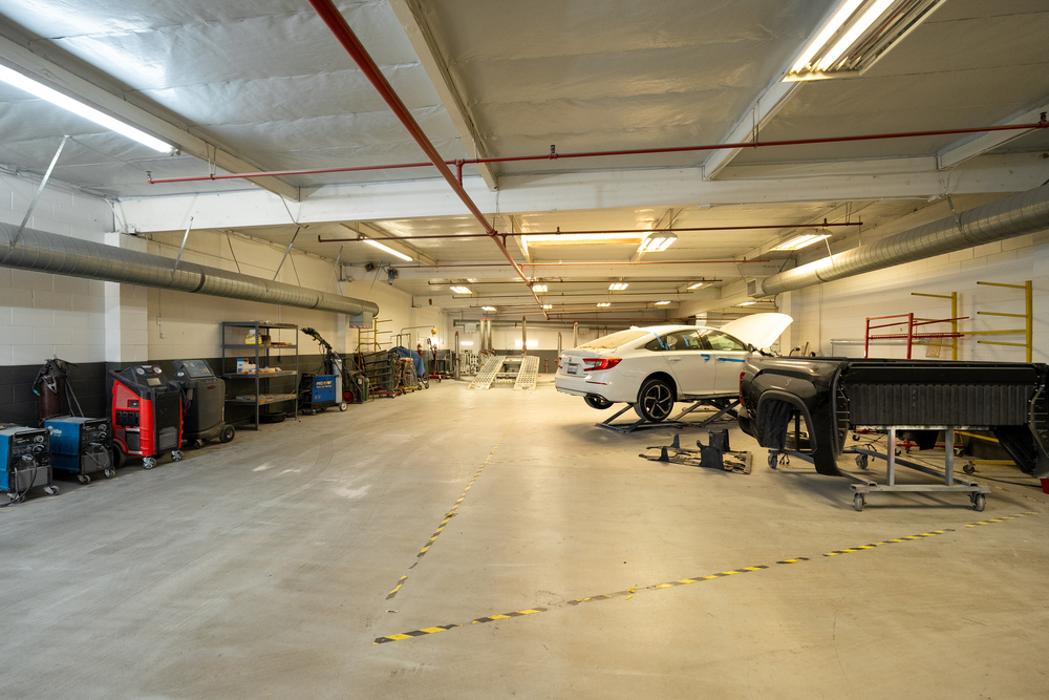 Crash Champions Collision Repair Glendora - Glendora, CA