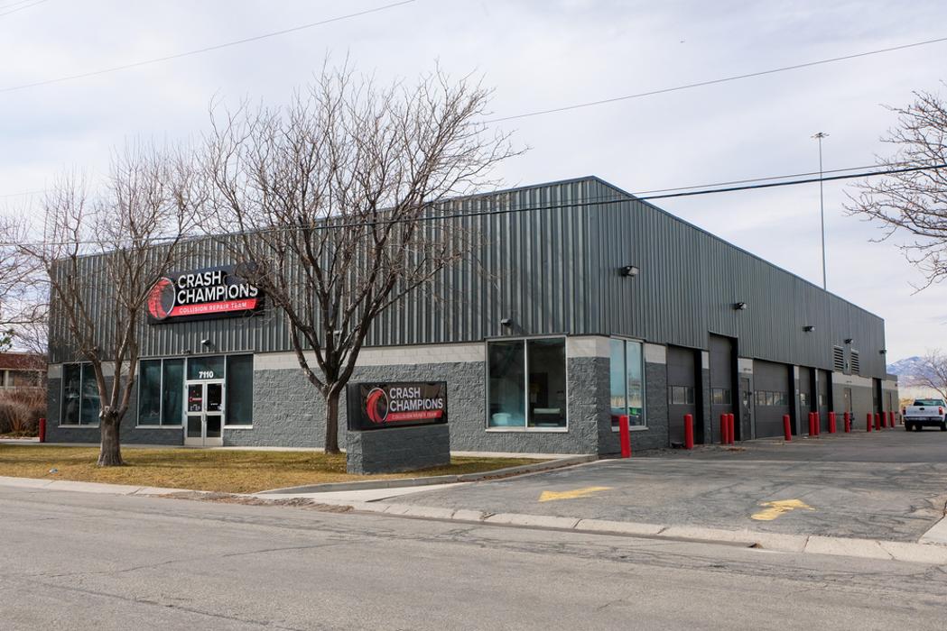 Crash Champions Collision Repair Midvale - Midvale, UT