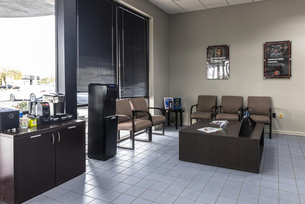 Crash Champions Collision Repair Bell Image