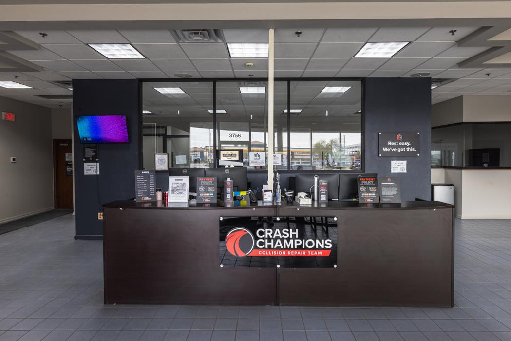 Crash Champions Collision Repair Bell Image