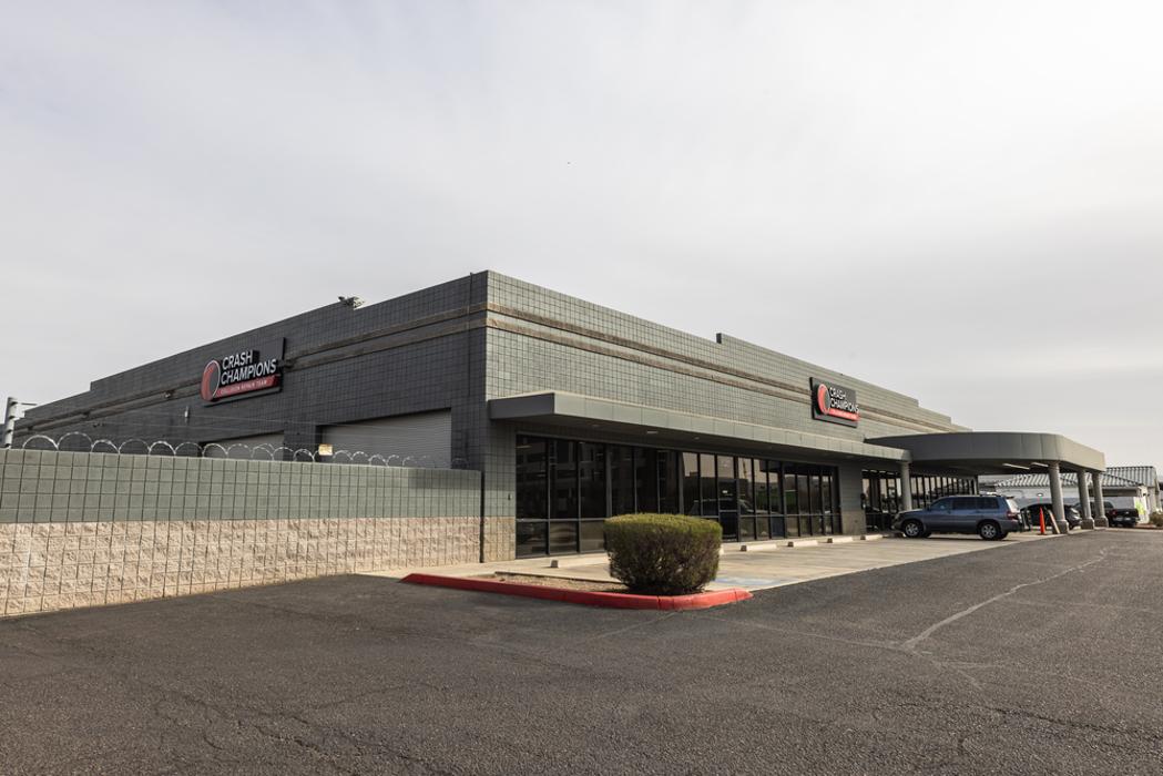 Crash Champions Collision Repair Bell Image