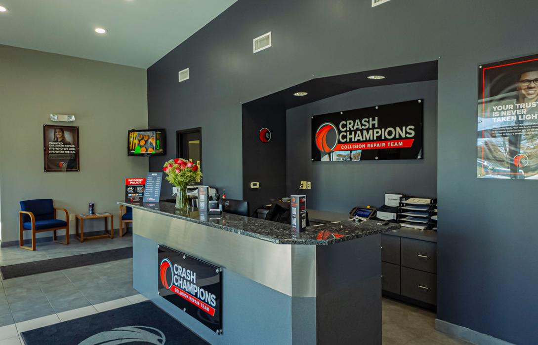 Crash Champions Collision Repair Chester Springs - Chester Springs, PA