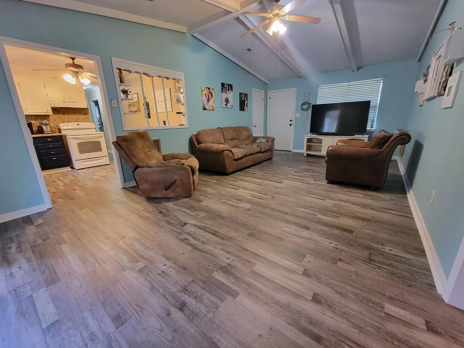 B&C Custom Floors - Athens, AL